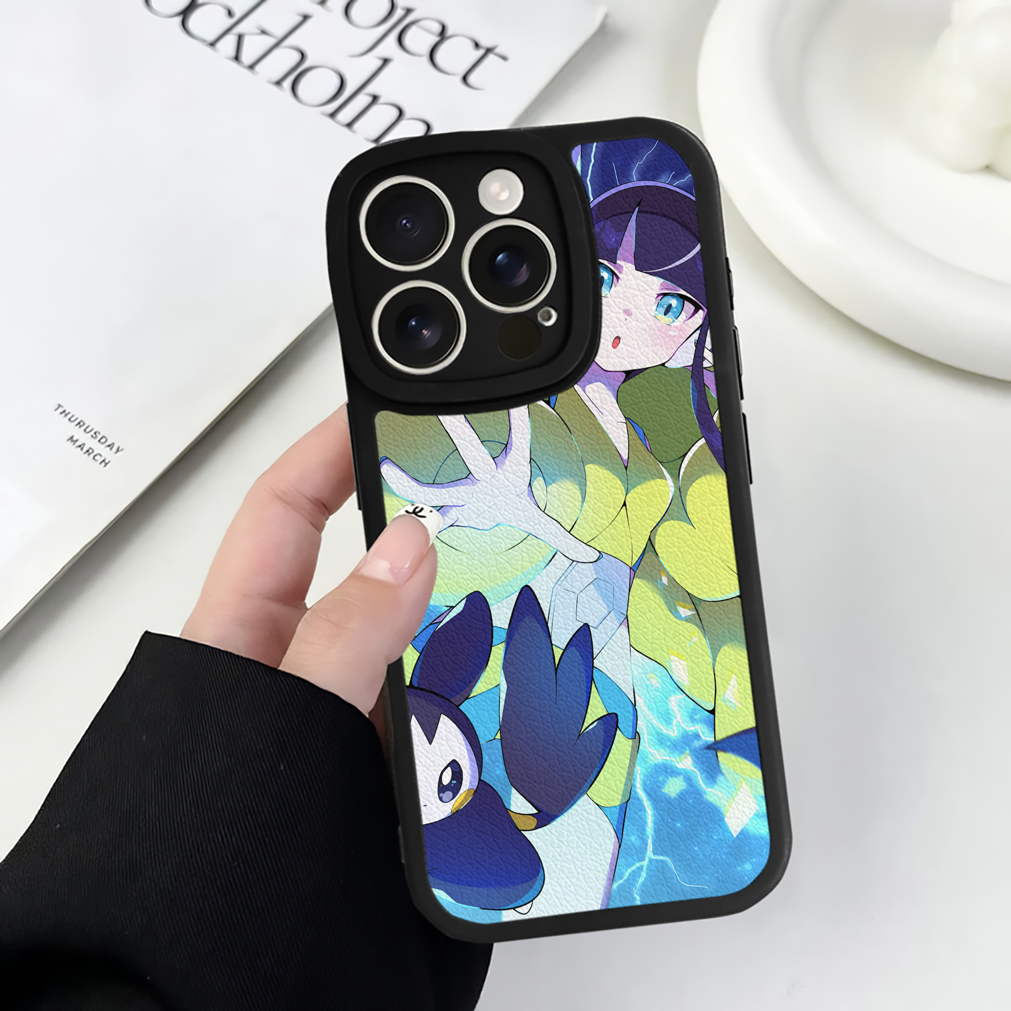 （画像用） ポケットモンスター Pokémon 【iPhone 16シリーズ対応】シリコンスマホケース（レザー調） 材質：シリコン